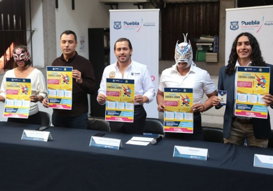 Convocan a certificarse como luchador profesional en Puebla