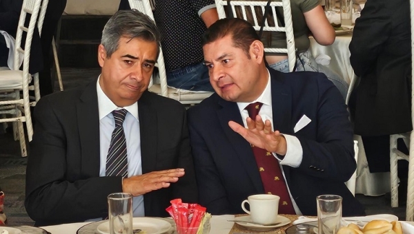 COE recibe y escucha plataforma de Alejandro Armenta