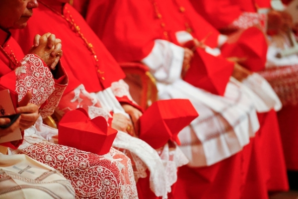 Previo al Cónclave, Cardenales piden alto al fuego permanente en el mundo