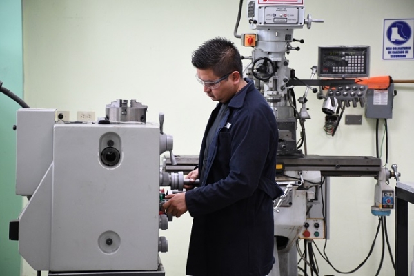 Obtiene la BUAP distintivo que lo integra a la Red Internacional de FabLab