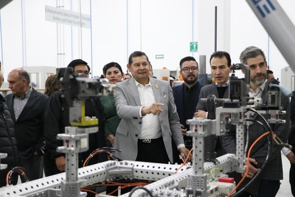 Olinia se queda en Puebla, inició la construcción del Centro de Diseño