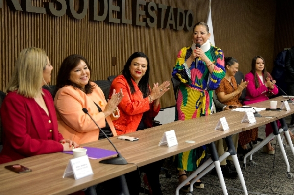 “Con sensibilidad y humanismo trabajamos por los y las poblanas”, asegura Laura Artemisa García