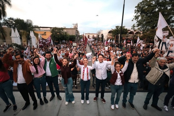 ’’Hoy se cumplen cinco años del mejor Presidente, Andrés Manuel López Obrador…Vamos a seguir con el legado’’: Claudia Sheinbaum festeja junto al pueblo de Tonalá, Jalisco