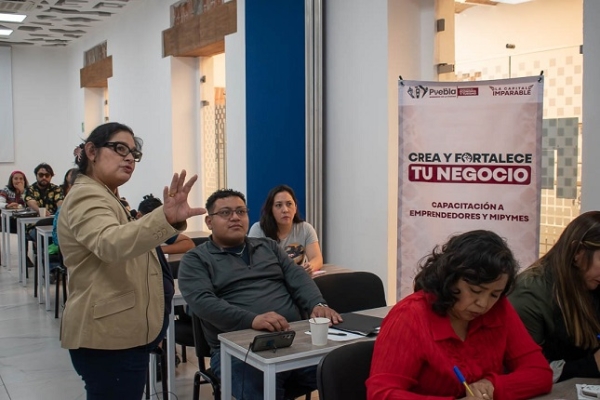 Imparte Gobierno de la Ciudad capacitaciones para fortalecer negocios y emprendimientos