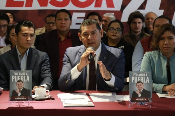 Reactivación ferroviaria de pasajeros de AMLO pone a México a la vanguardia turística, comercial y de servicios, asegura Alejandro Armenta