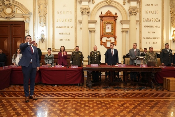 Designa Cabildo de Puebla al coronel Félix Pallares Miranda como titular de la SSCSS