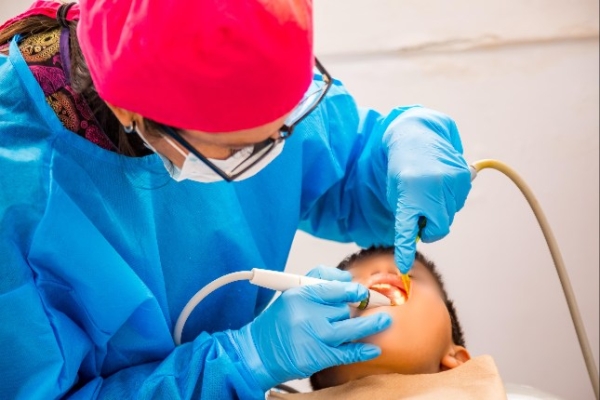 Ofrece DIF de Puebla Capital servicios dentales para niños