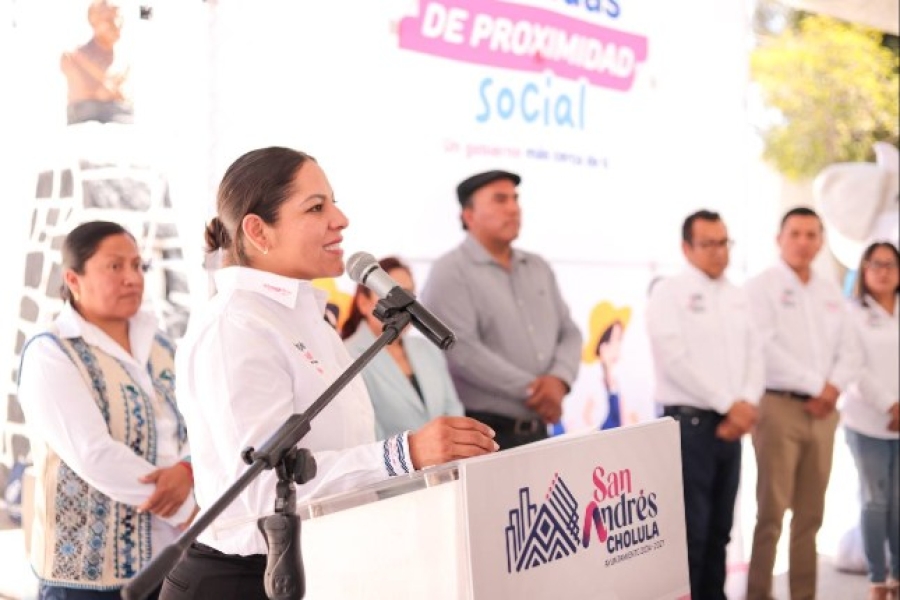 Lleva Lupita Cuautle servicios municipales a la colonia Emiliano Zapata