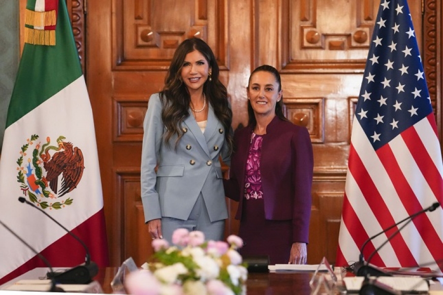 Recibe presidenta de México a la secretaria de Seguridad Nacional de los Estados Unidos