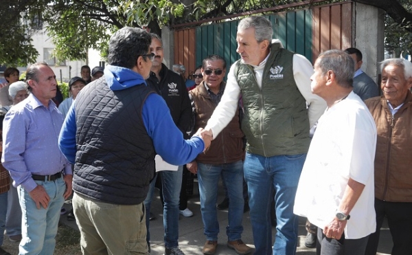 Supervisa Pepe Chedraui mantenimiento a los espacios públicos del Infonavit Amalucan