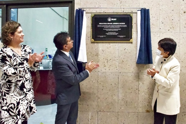 La BUAP rindió homenaje póstumo a Ismael Ledesma Mateos, fundador de la hoy Facultad de Ciencias Biológicas