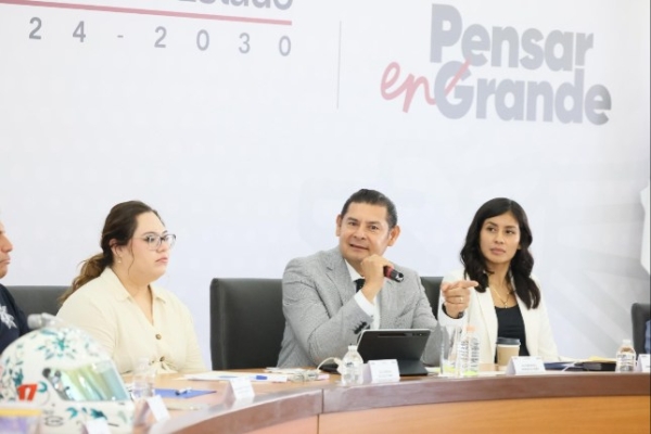 Gobernador Armenta llama a poblanos a no permitir extorsión ni corrupción