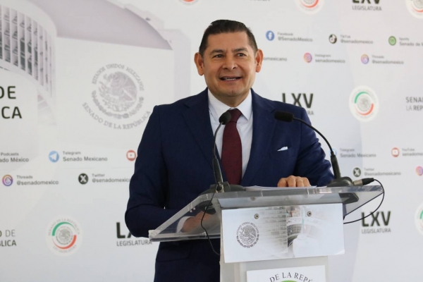 AMLO consolida Red Ferroviaria para progreso de Puebla, asegura Alejandro Armenta